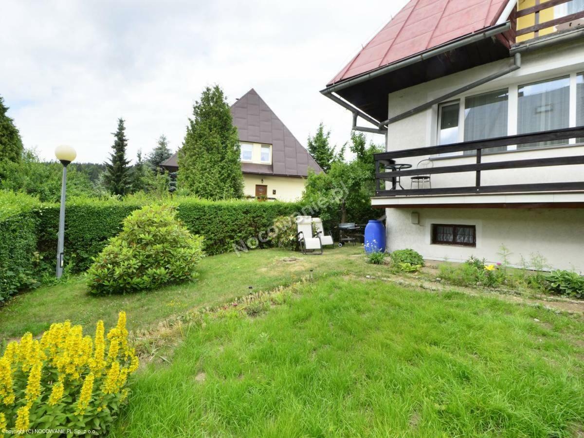 Apartament Arturro Z Ogrodkiem ชกลาร์สกา ปอเรมบา ภายนอก รูปภาพ